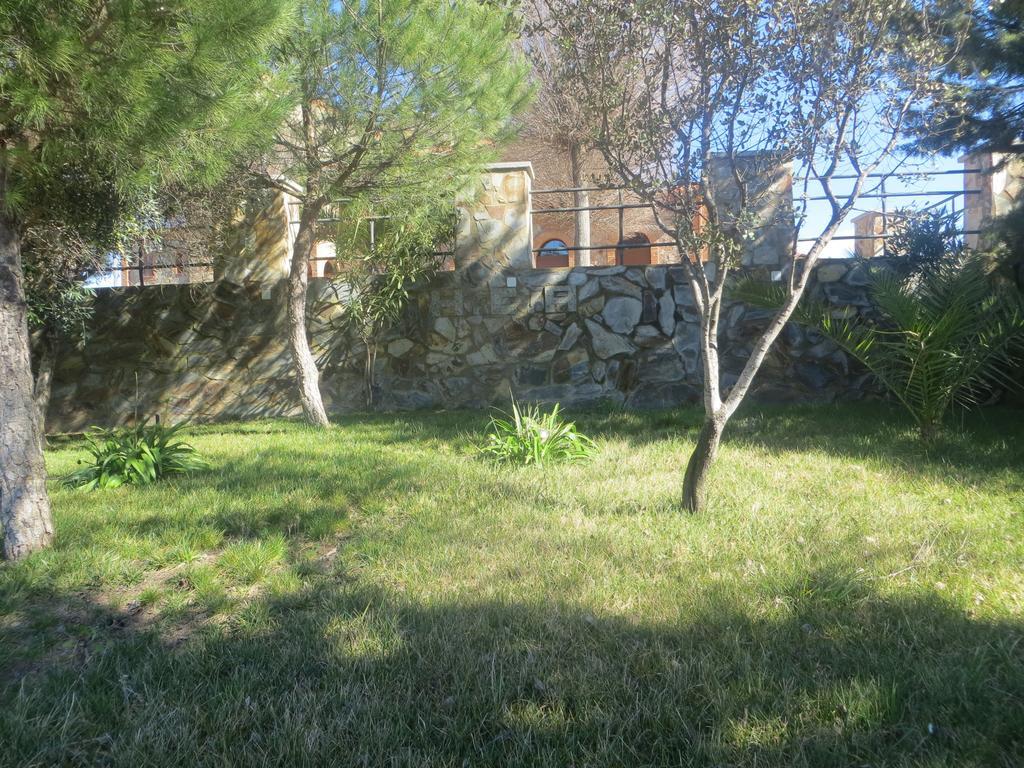 Hostal Rest. Campoabierto Valencia de las Torres 외부 사진